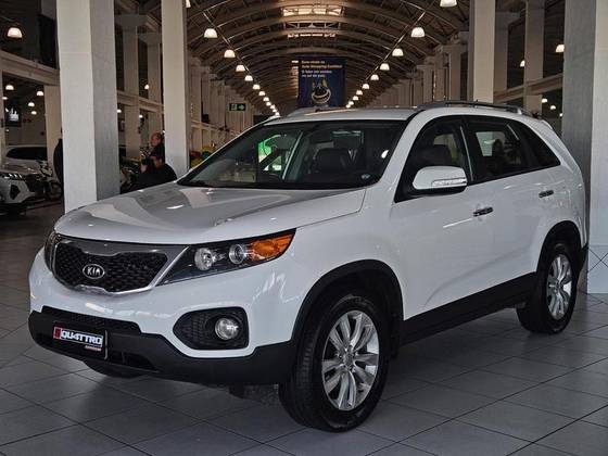 KIA SORENTO 2.4 EX2 4X2 16V GASOLINA 4P AUTOMÁTICO KIA SORENTO 2.4 EX2 4X2 16V GASOLINA 4P AUTOMÁTICO